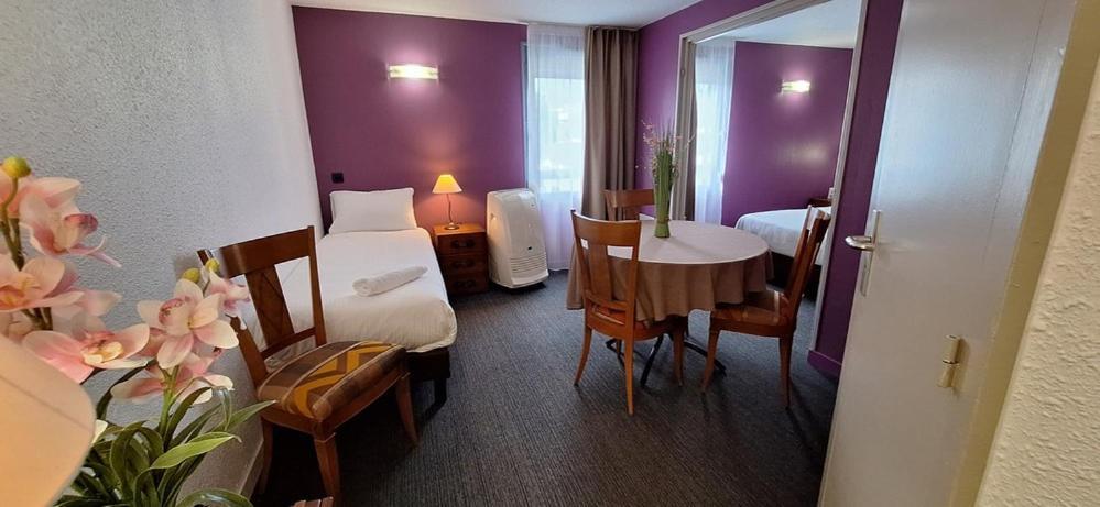 Brit Hotel Confort Kamerrijk Buitenkant foto