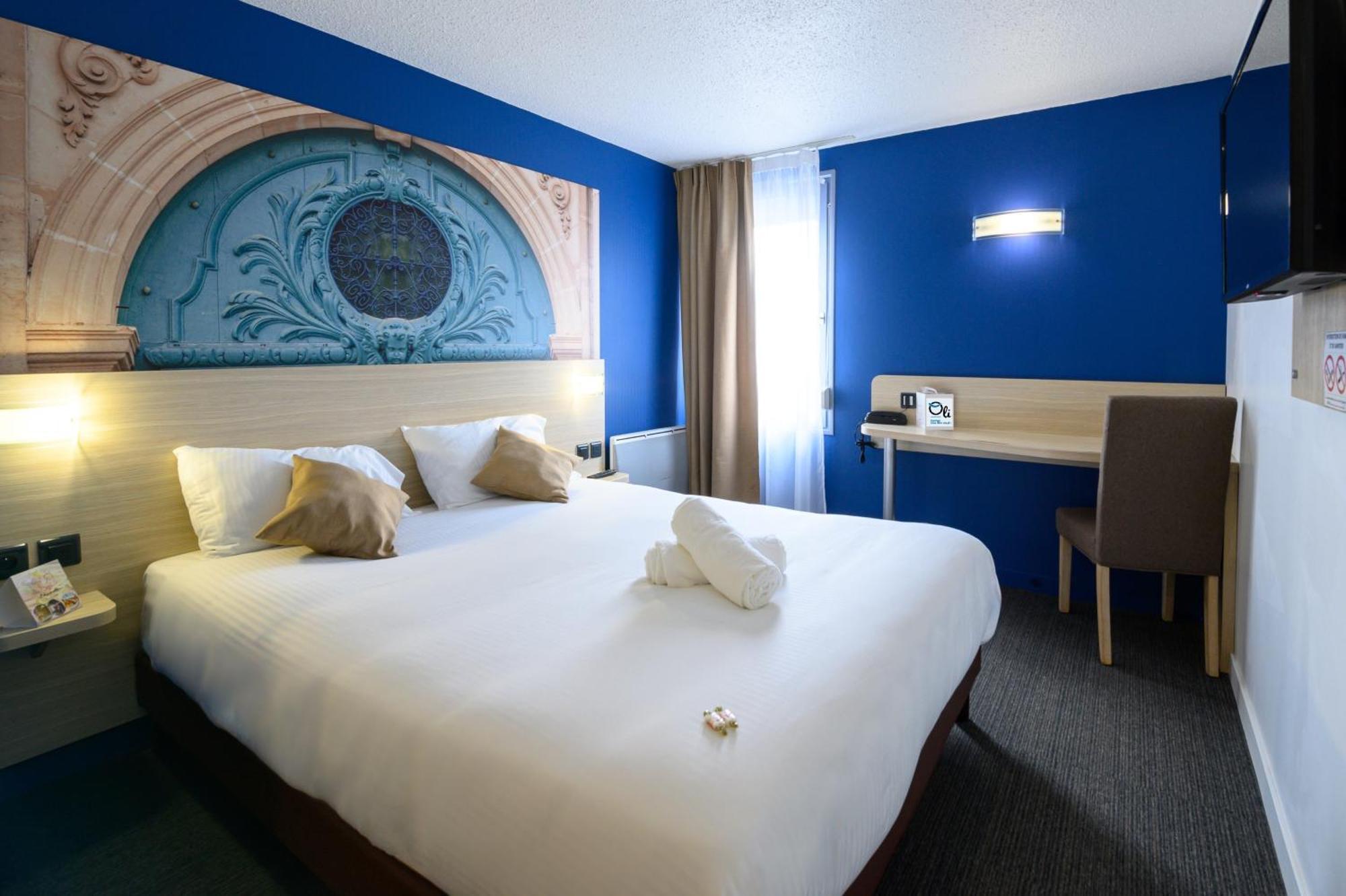 Brit Hotel Confort Kamerrijk Buitenkant foto